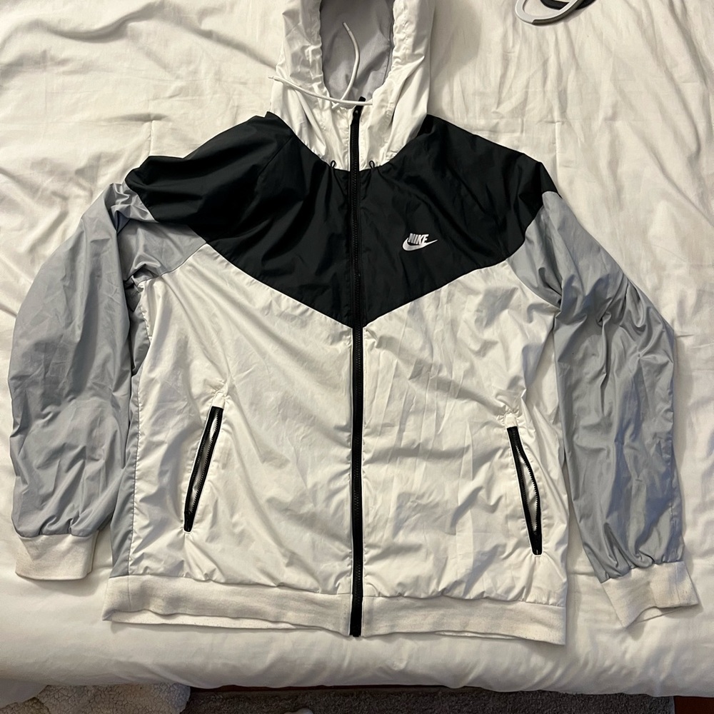 Nike wind breaker